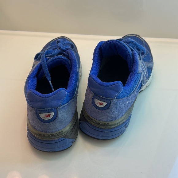 New Balance size 10.5 Men’s blue sneakers - Picture 5 of 6